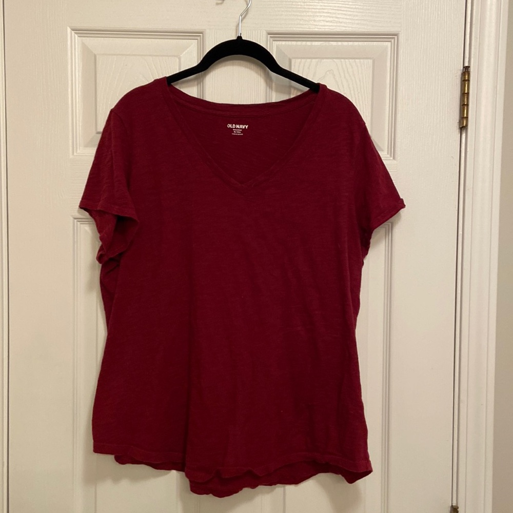 Old Navy Everywear Maroon V-neck T-shirt XL-Tall